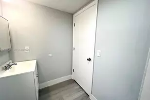 5200 NW 26th Ave, Miami, FL 33142 - Photo 8