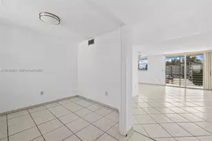 14185 SW 87th St, Miami, FL 33183 - Photo 10