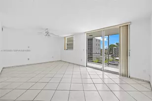 14185 SW 87th St, Miami, FL 33183 - Photo 12