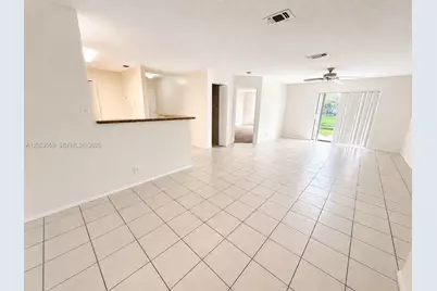 11211 W Atlantic Blvd #108, Coral Springs, FL 33071 - Photo 4