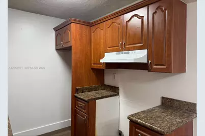 7208 Fairway Dr #I14, Miami Lakes, FL 33014 - Photo 6