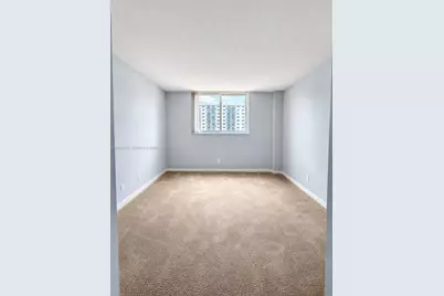 19380 Collins Ave #910, Sunny Isles Beach, FL 33160 - Photo 4