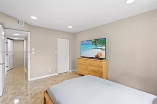 11166 NW 37th St, Sunrise, FL 33351 - Photo 16