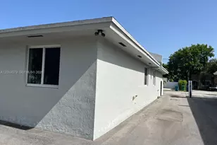 10229 SW 173rd St, Miami, FL 33157 - Photo 4
