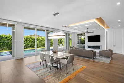 728 Malaga Dr, Boca Raton, FL 33432 - Photo 18