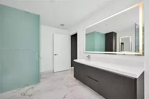 851 NE 1st Ave, Miami, FL 33132 - Photo 26