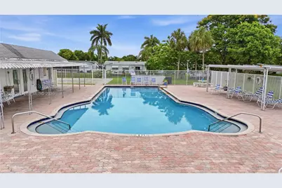 1465 NW 68th Ter, Margate, FL 33063 - Photo 28