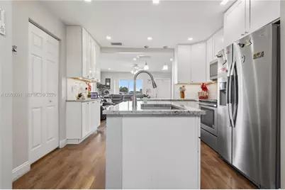1465 NW 68th Ter, Margate, FL 33063 - Photo 8