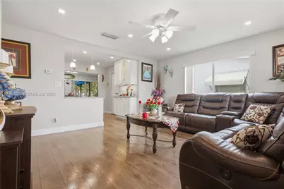 1465 NW 68th Ter, Margate, FL 33063 - Photo 10