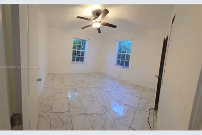 455 NE 131st St #1, North Miami, FL 33161 - Photo 12