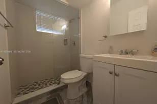 1446 Ocean Dr, Miami Beach, FL 33139 - Photo 10