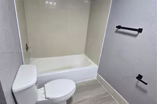 12555 NW 11th Way, Miami, FL 33182 - Photo 20