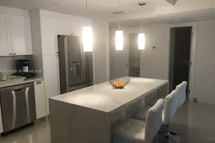19390 Collins Av, Sunny Isles Beach, FL 33160 - Photo 2