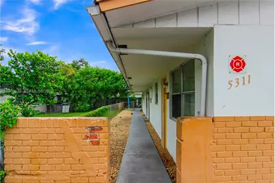 5311 NW 16th St, Lauderhill, FL 33313 - Photo 8