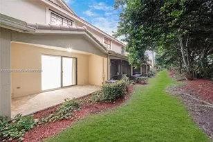3903 Tree Top Dr, Weston, FL 33332 - Photo 16