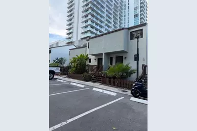 1901 NW S River Dr #22C, Miami, FL 33125 - Photo 2