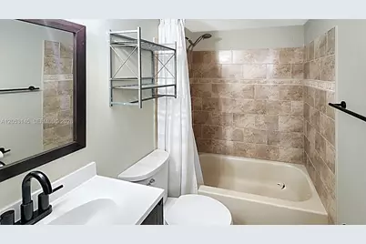 6439 Lemon Tree Ln, Miami Lakes, FL 33014 - Photo 12