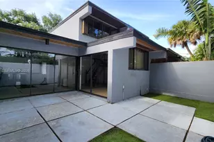 6439 Lemon Tree Ln, Miami Lakes, FL 33014 - Photo 14