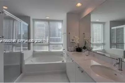 950 Brickell Bay Dr #1711, Miami, FL 33131 - Photo 12