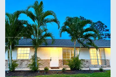 96 SE Norfolk Blvd, Stuart, FL 34997 - Photo 1