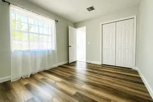 96 SE Norfolk Blvd, Stuart, FL 34997 - Photo 10