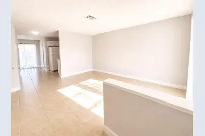 96 SE Norfolk Blvd, Stuart, FL 34997 - Photo 2