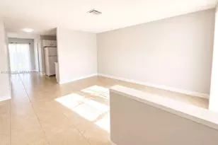 96 SE Norfolk Blvd, Stuart, FL 34997 - Photo 2