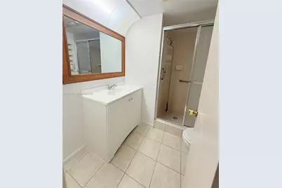 8590 Sunrise Lakes Blvd #309, Sunrise, FL 33322 - Photo 14