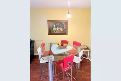 8590 Sunrise Lakes Blvd #309, Sunrise, FL 33322 - Photo 8