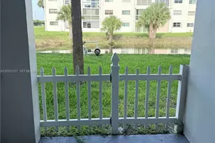 8590 Sunrise Lakes Blvd, Sunrise, FL 33322 - Photo 22
