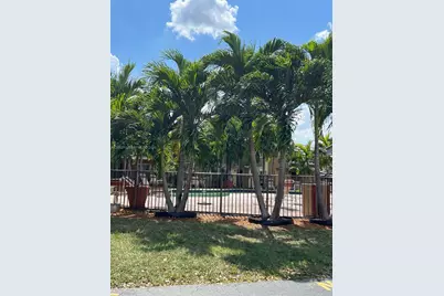 8261 NW 5th  Terr #329, Miami, FL 33126 - Photo 14