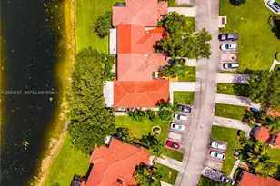1707 SW 109th Terrace, Davie, FL 33324 - Photo 36