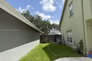 12236 NW 33rd St, Sunrise, FL 33323 - Photo 16