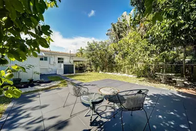 821 84th St, Miami Beach, FL 33141 - Photo 22