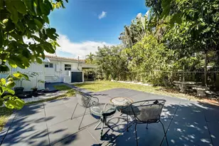 821 84th St, Miami Beach, FL 33141 - Photo 22