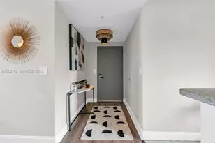 601 NE 36th St, Miami, FL 33137 - Photo 1