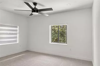 106 NW 84th St, Miami, FL 33150 - Photo 16