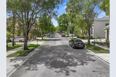 5012 SW 155th Ave, Miramar, FL 33027 - Photo 4