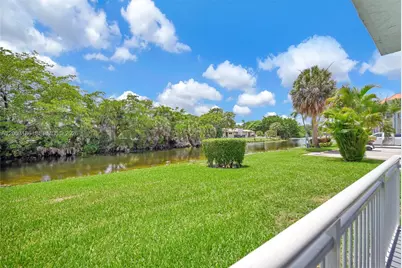 505 S Pine Island Rd #B102, Plantation, FL 33324 - Photo 38