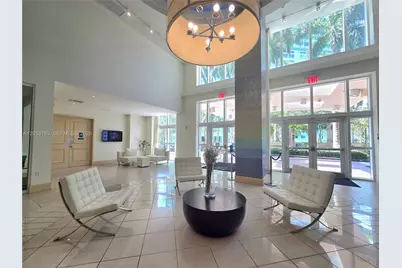 2000 N Bayshore Dr #507, Miami, FL 33137 - Photo 26