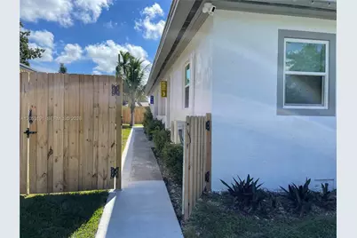 1178 NE 112th St #2, Miami, FL 33161 - Photo 16