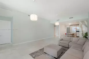 2821 S Bayshore Dr, Coconut Grove, FL 33133 - Photo 10