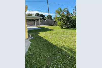 618 30th St, West Palm Beach, FL 33407 - Photo 8