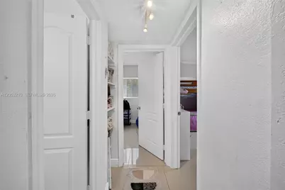 10141 SW 46th St, Miami, FL 33165 - Photo 22