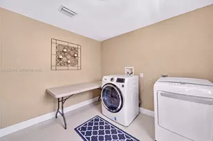 10141 SW 46th St, Miami, FL 33165 - Photo 32