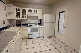 5325 SW 77th Ct, Miami, FL 33155 - Photo 6