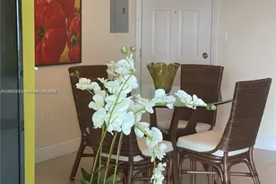 275 NE 18th St, Miami, FL 33132 - Photo 10