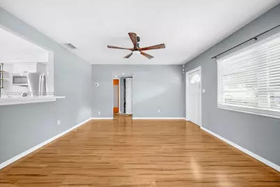 4946 2nd Ave N St Petersburg, Other City - In The State Of Florida, FL 33710 - Photo 12