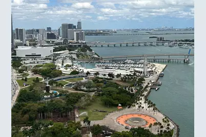 325 S Biscayne Blvd #4320, Miami, FL 33131 - Photo 1