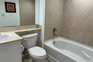 325 S Biscayne Blvd, Miami, FL 33131 - Photo 8